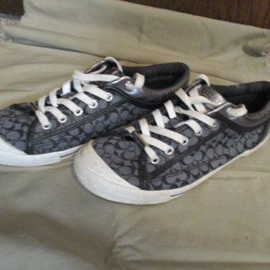 Women's Coach Shoes Size  9
